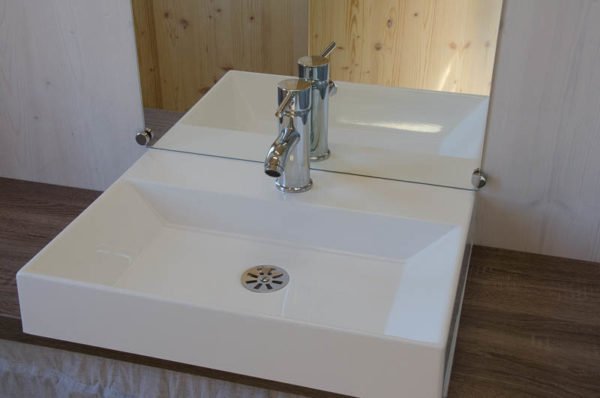 Tiny House Les Frenchies lavabo